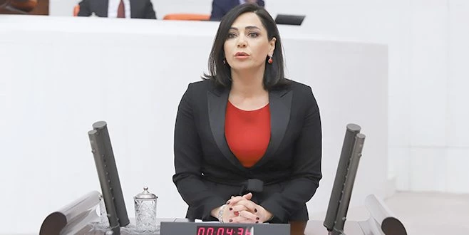 YÜCEER: ?TÜRKİYE?Yİ HEP BERABER KURACAĞIZ?