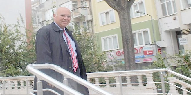 CUMHURBAŞKANINA HAKARET SUÇUNDAN YARGILANAN CHP`Lİ ESKİ BAŞKANIN CEZASI BELLİ OLDU