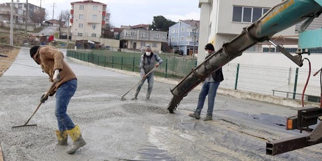 ÇERKEZKÖY`DE  DEMİRLİ BETON YOL ÇALIŞMASI