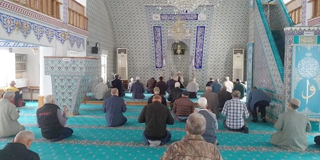 VEFAT EDEN DİN GÖREVLİLERİNE KUR`AN OKUNDU