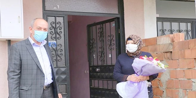 BAŞKAN ATA EBE HATİCE ALTAY?I ZİYARET ETTİ