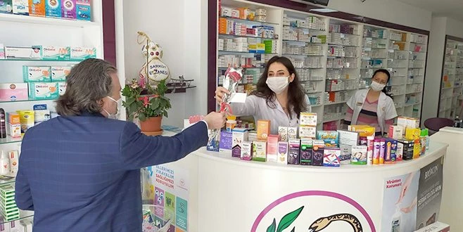 BAŞKAN YÜKSEL 14 MAYIS ECZACILIK GÜNÜNÜ KUTLADI