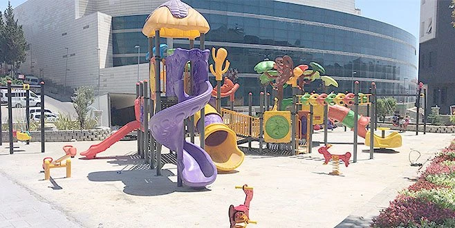 ENGELLERİ ORTADAN KALDIRAN PARK HİZMETE GİRDİ