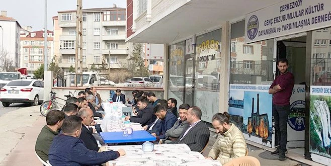 GENÇ ERZURUMLULAR DERNEĞİ`NDEN ŞEHİTLER İÇİN MEVLİD