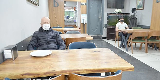  RESTORANLARI AÇAN ESNAFI ?PAKET ALIŞKANLIĞI? ENDİŞESİ SARDI