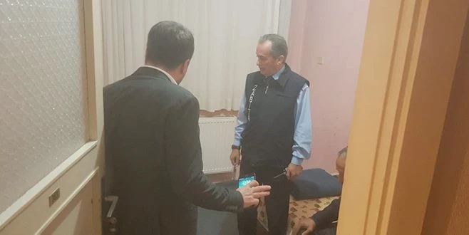 EVSİZ VATANDAŞLARA GÖNÜL ELİ UZANIYOR