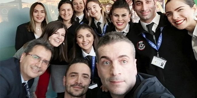 AHMET KURAL VE MURAT CEMCİR`İN FİNAL SELFİSİ