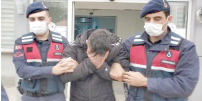 18 YIL HAPİS CEZASI OLAN FİRARİ KENDİ EVİNDE YAKALANDI