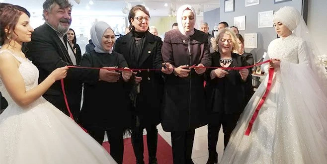 KURDELEYİ GELİNLER TUTTU