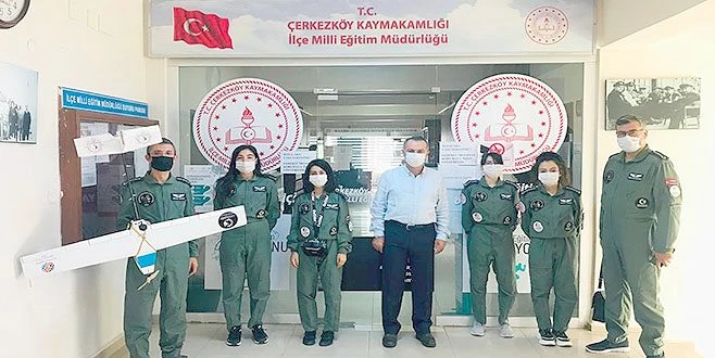 BAŞARILI ÖĞRENCİLER GÜMÜŞ?Ü ZİYARET ETTİ