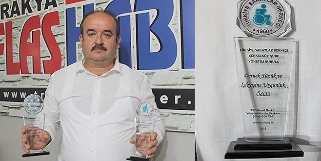 İKİ?YIL?ÜST?ÜSTE?ÖDÜL?VERDİLER ÜÇÜNCÜ YIL  GÖREVDEN?ALDILAR