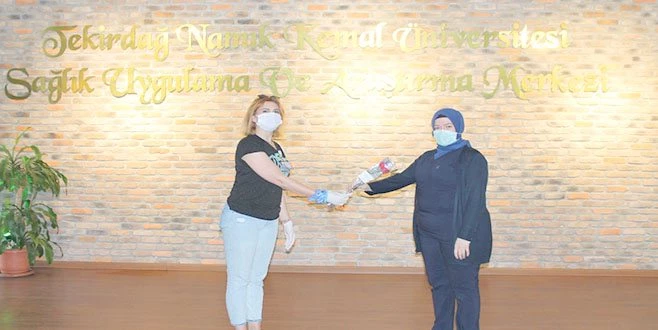 SÜLEYMANPAŞA BELEDİYESİ HEMŞİRELER HAFTASINDA SAĞLIKÇILARI YALNIZ BIRAKMADI