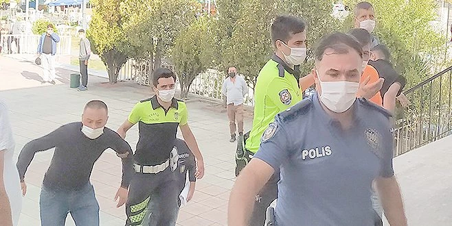 HIRSIZLIK ŞEBEKESİ SUÇÜSTÜ YAKALANDI