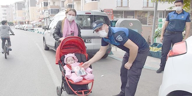 SÜLEYMANPAŞA BELEDİYESİNDEN HEM BAYRAK HEM KANDİL SİMİDİ