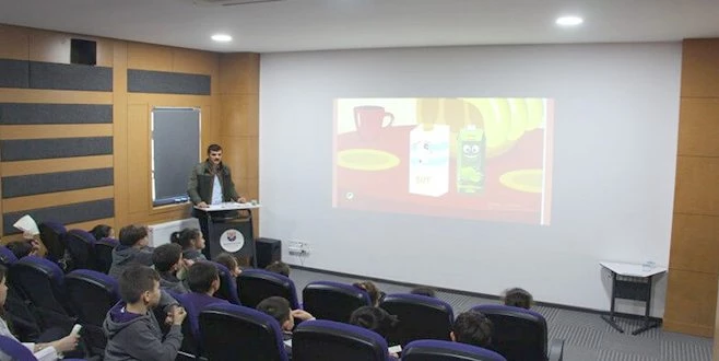 KAPAKLI`DA ÖĞRENCİLERE ATIK EĞİTİMİ VERİLDİ