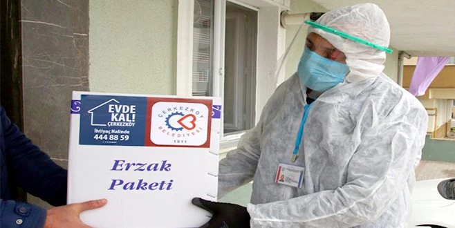 ÇERKEZKÖY?DE ERZAK KOLİLERİ İHTİYAÇ  SAHİPLERİNE ULAŞTIRILDI