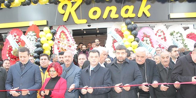 ÇERKEZKÖY`DE KONAK CAFE VE RESTORANT HİZMETE GİRDİ