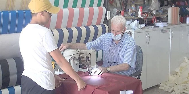 76 YAŞINDA KORONAYI YENDİ, İŞİNİN BAŞINA DÖNDÜ