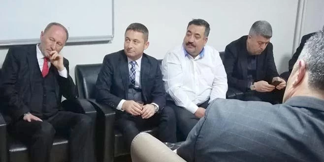 KOZUVA AÇTI AĞZINI YUMDU GÖZÜNÜ!