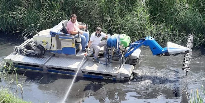 LARVA MÜCADELESİ HIZ KESMEDEN SÜRÜYOR