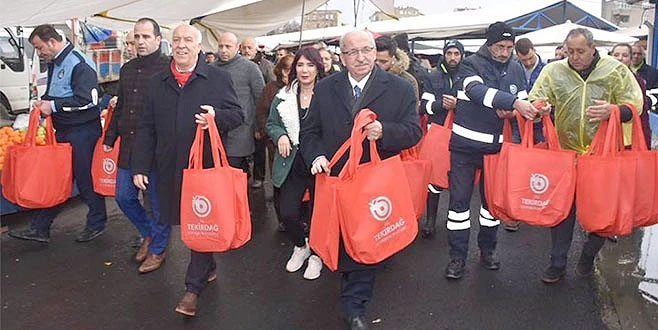 MARMARAEREĞLİSİ`NDE BEZ TORBA DAĞITILDI