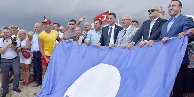 SAHİLLERİMİZ MAVİ BAYRAKLA DONATILIYOR