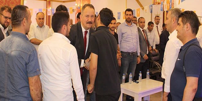 AK PARTİLİ VEKİLLER DOLANDIRICILIK İÇİN GELİYOR