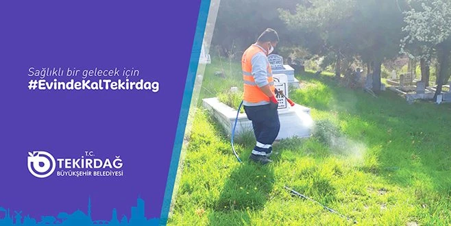 BÜYÜKŞEHİR BELEDİYESİNDEN MEZARLIKLARDA HERBİSİT UYGULAMASI