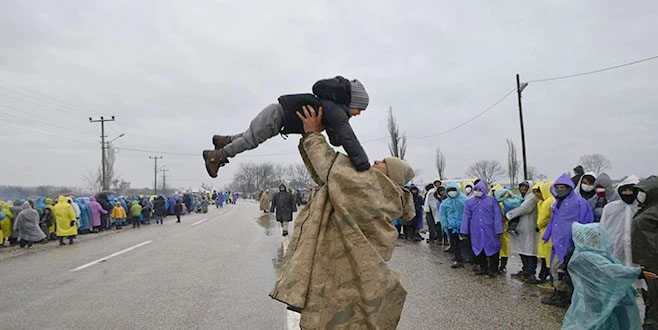 MÜLTECİLERİN ?UMUT NÖBETİ? SONA ERDİ