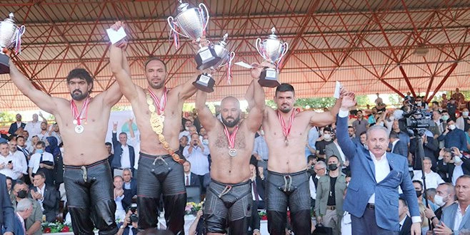 BAŞPEHLİVAN?A ALTIN KEMER ŞENTOP?TAN
