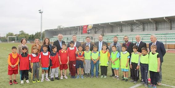 CUMHURİYET KUPASI AÇILIŞ MAÇLARI