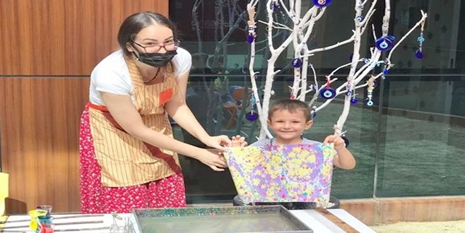 ÇOCUKLARIMIZA EN İYİ EĞİTİMİ VERİYORUZ