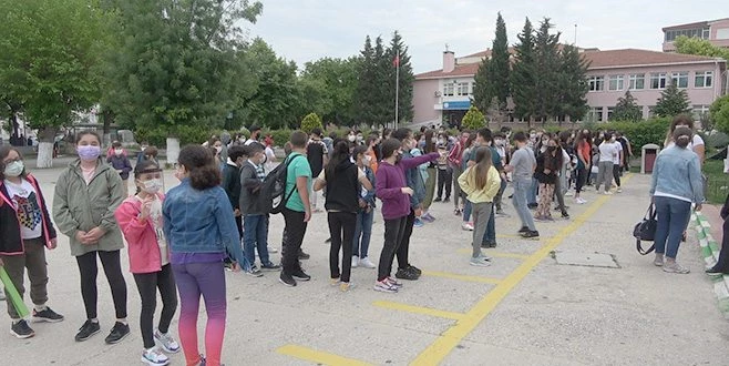 LİSE VE ORTAOKULLAR YÜZ YÜZE EĞİTİME BAŞLADI