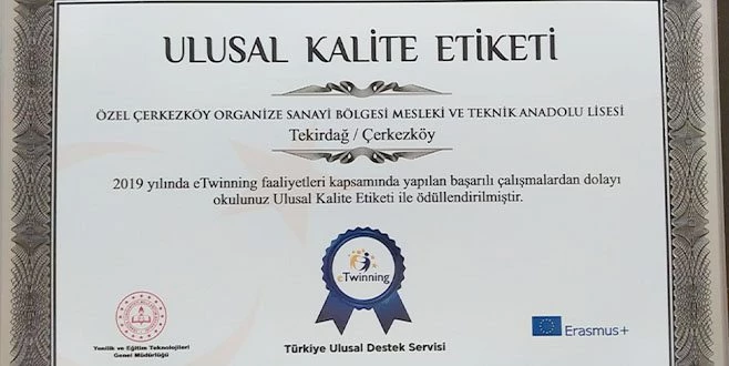 ULUSAL KALİTE ETİKET ÖDÜLÜNÜ ÇOSB LİSESİ ALDI
