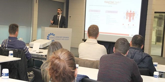 ÇOSB?DE KVKK VE VERBİS KAYIT SÜRECİ SEMİNERİ