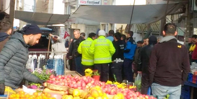 MURATLI`DA PAZARCI KAVGASI