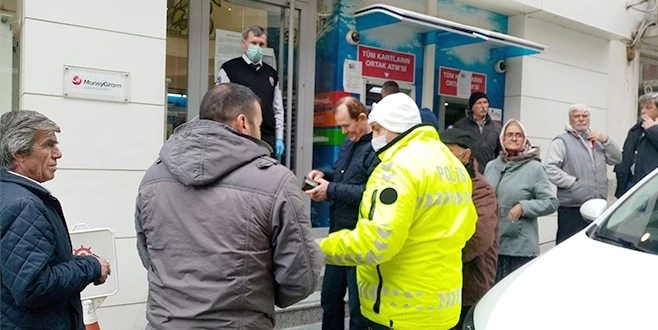 SOKAĞA ÇIKAN YAŞLILARA POLİS UYARISI