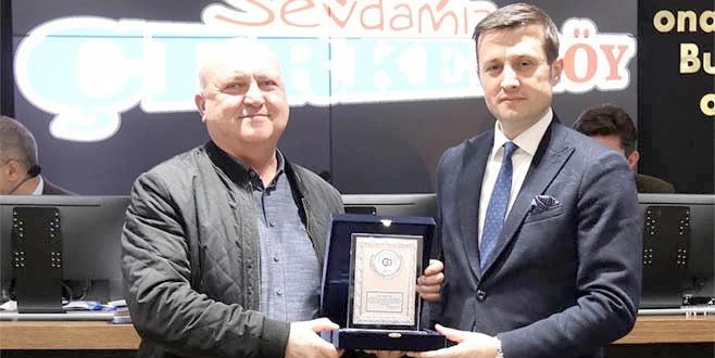 MECLİS PLAKETLE KAPANDI