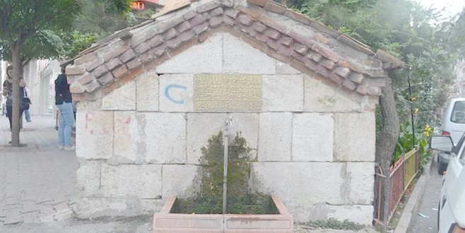 BÜYÜKŞEHİR TARİHİ YAPILARA SAHİP ÇIKMAYA DEVAM EDİYOR