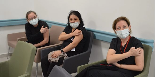 TEKİRDAĞ?DA DÜN BİN SAĞLIK ÇALIŞANI AŞI OLDU