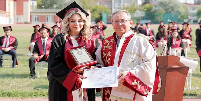 TIBBIN YENİ NEFERLERİ MEZUNİYET COŞKUSU YAŞADI