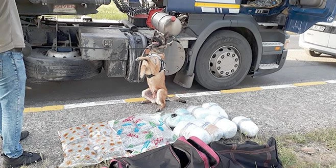 TIRDAN 20 KİLO UYUŞTURUCU ÇIKTI