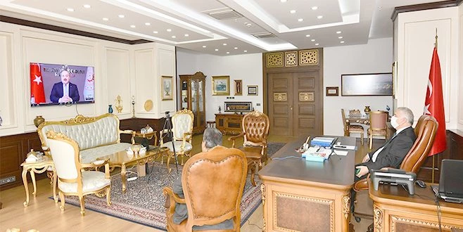 TOPLANTI  VİDEOKONFERANS YOLUYLA GERÇEKLEŞTİRİLDİ