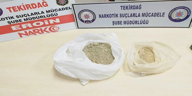 UYUŞTURUCU GETİRENLERİ ŞEHRİN GİRİŞİNDE YAKALADILAR