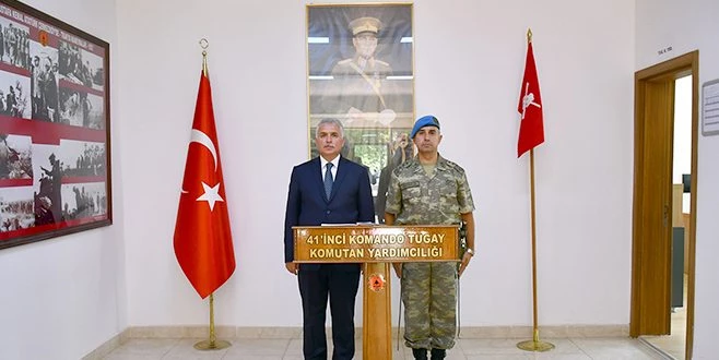 TUGAY KOMUTANLIĞI`NI ZİYARET ETTİ