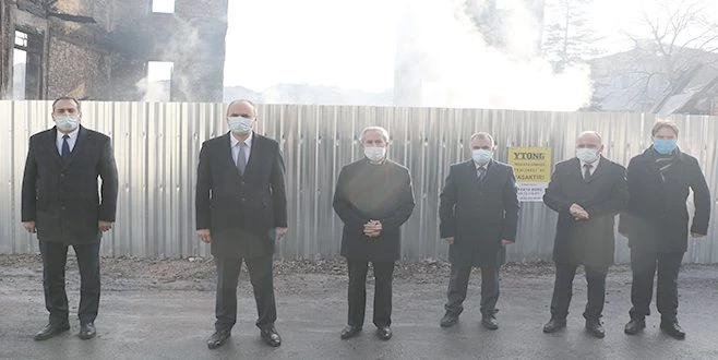 BİR GECEDE KÜL OLMUŞTU, SEVİNDİRİCİ MÜJDEYİ VALİ VERDİ