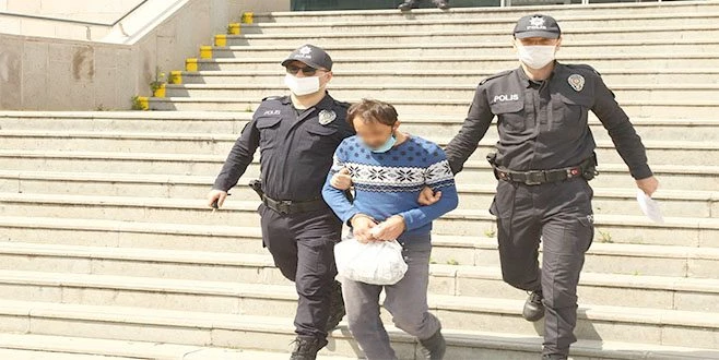 ÇERKEZKÖY`DE ÜVEY OĞLUNU DÖVEN BABA TUTUKLANDI