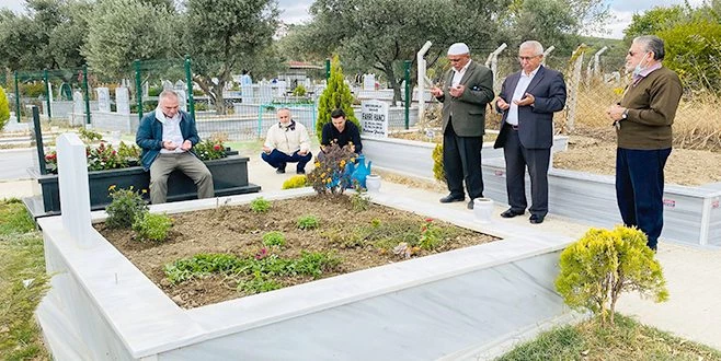 ŞARKÖY?DE ŞEHİTLER İÇİN ANMA PROGRAMI DÜZENLENDİ