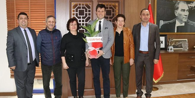 ÇYDD`DEN HAYIRLI OLSUN ZİYARETİ