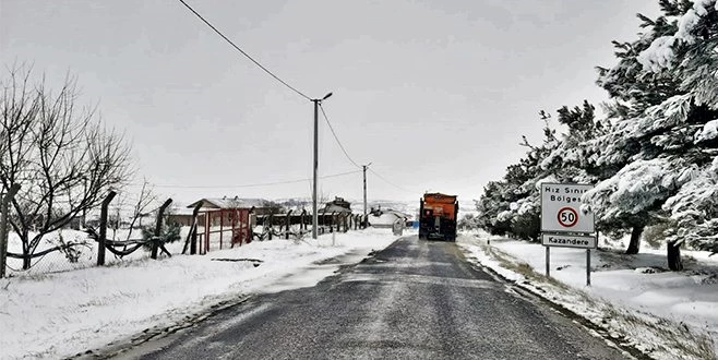 İKİ GÜNLÜK KAR MESAİSİ İLE SÜLEYMANPAŞA YOLLARI AÇIK KALDI